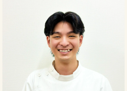 照屋 海斗